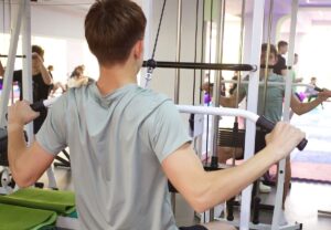 Відвідування тренажерного залу підлітками