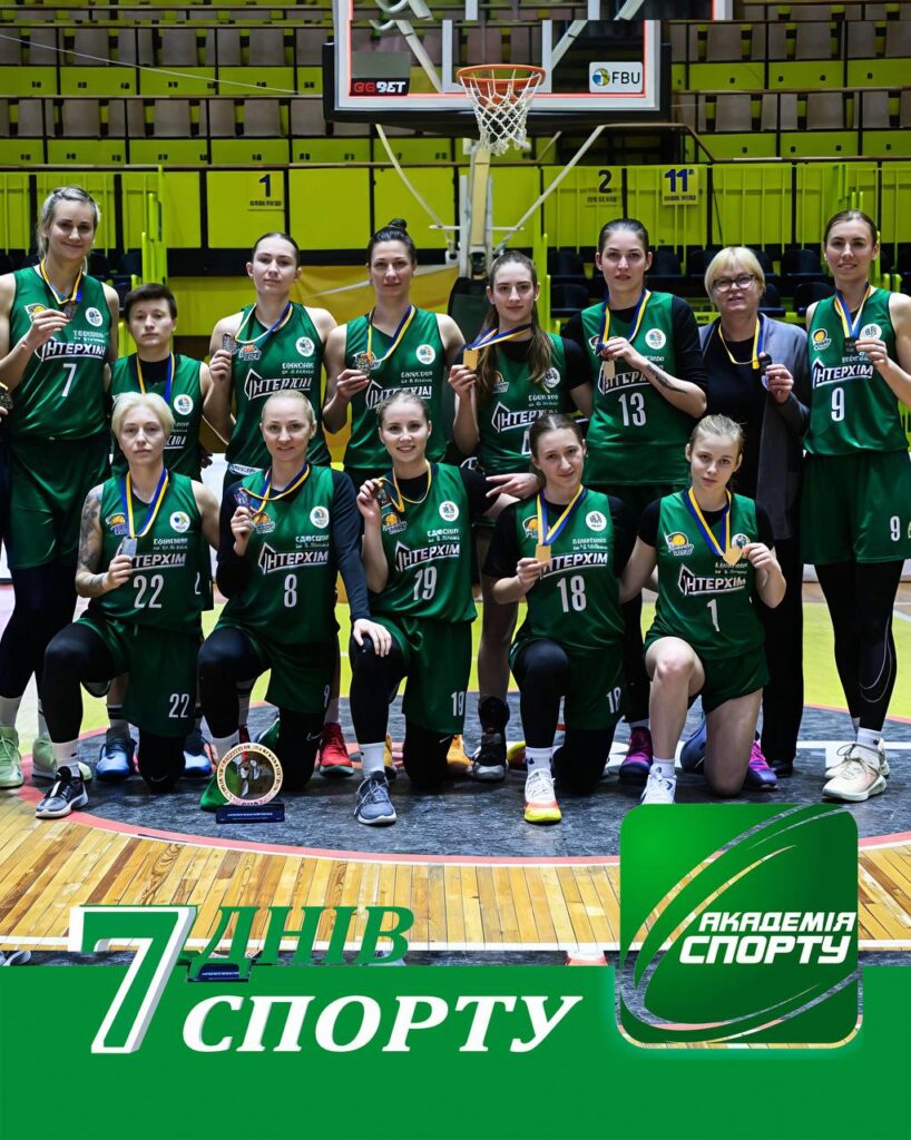 7 днів спорту: срібло та фінал ЧУ з плавання